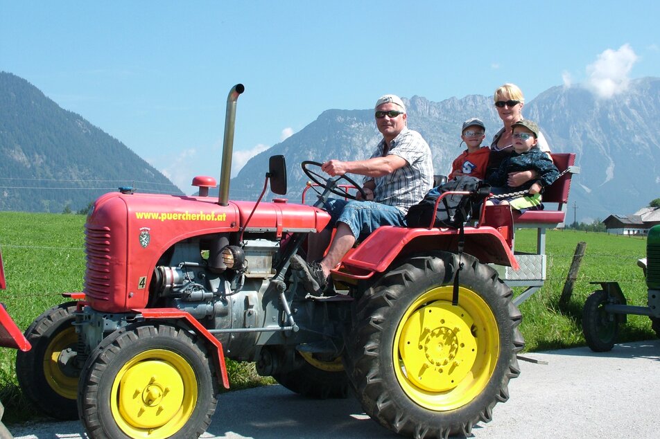 "Altsteirer Traktorfahrt" - Driving by tractor - Impression #1