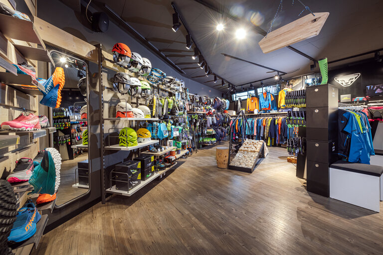 Salewa Mountain Shop Schladming - Impression #2.11