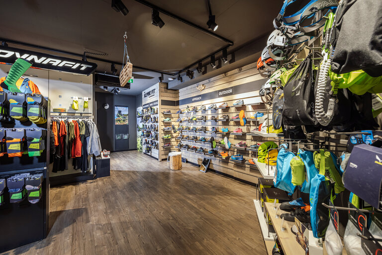 Salewa Mountain Shop Schladming - Impression #2.12