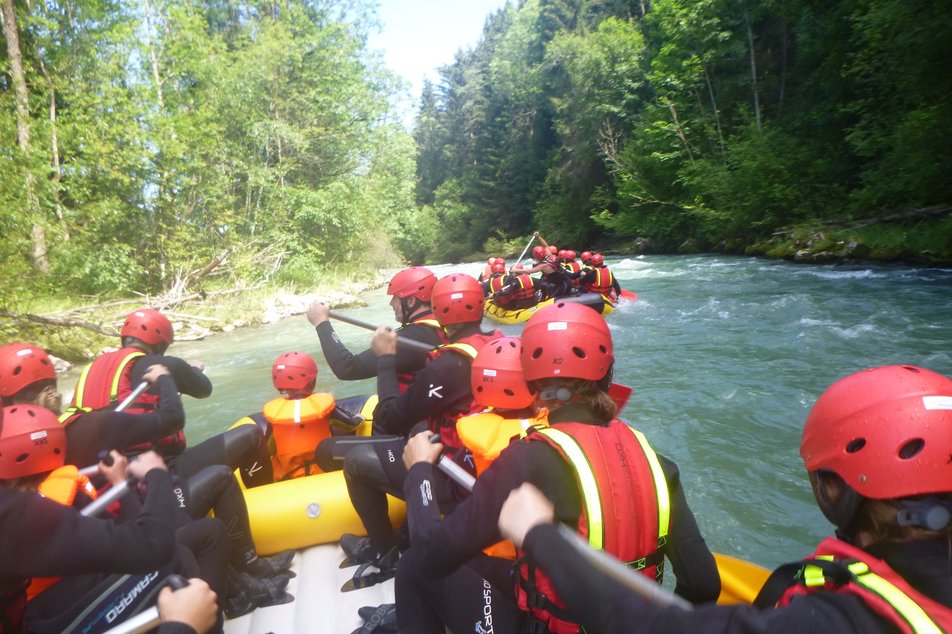 Rafting on the river Enns | © myad