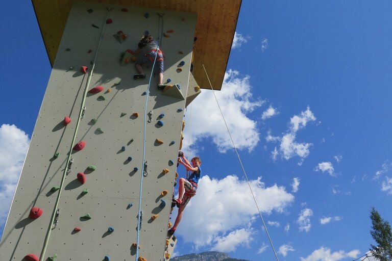 Try climbing at the climbing-tower in Aich - Impression #2.5