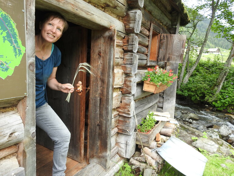 Baking bread at the Troger Mill - Impression #2.1 | © Naturpark Sölktäler