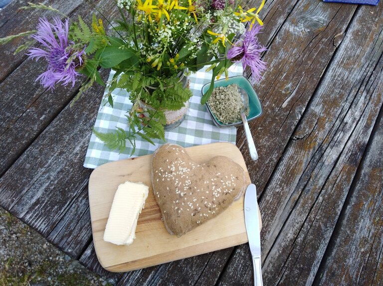 Baking bread at the Troger Mill - Impression #2.3 | © Naturpark Sölktäler