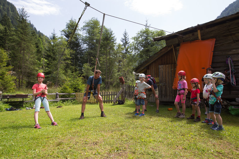 Schnupperklettern für Kinder im Obertal - Impression #2.3 | © Dominik Steiner