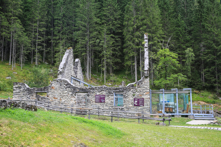 Old ruins at the Nickelmuseum | © Martin Huber